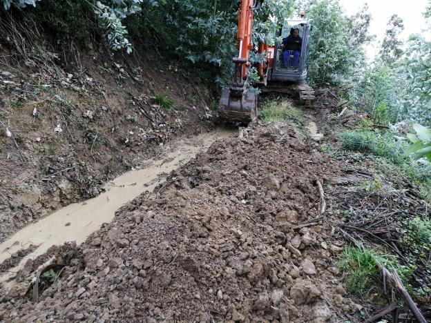 «Era una angustia ver cómo bajaba el agua y se lo llevaba todo»