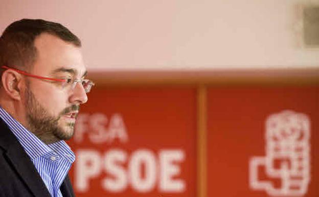 Barbón reprocha al PP «no haber estado a la altura» ante el bloqueo en España