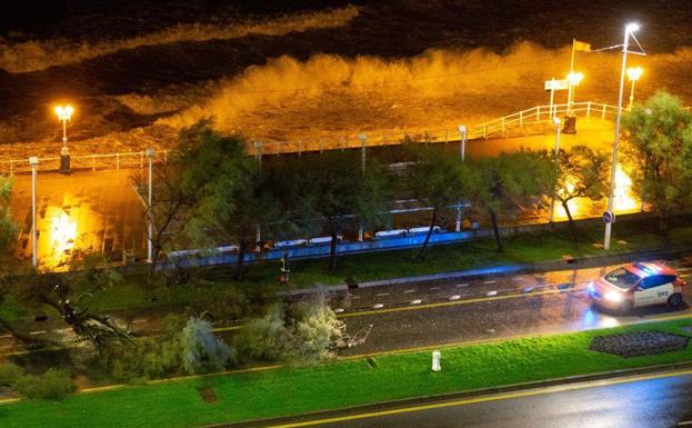 La boya del Puerto de Gijón registra olas de casi 10 metros