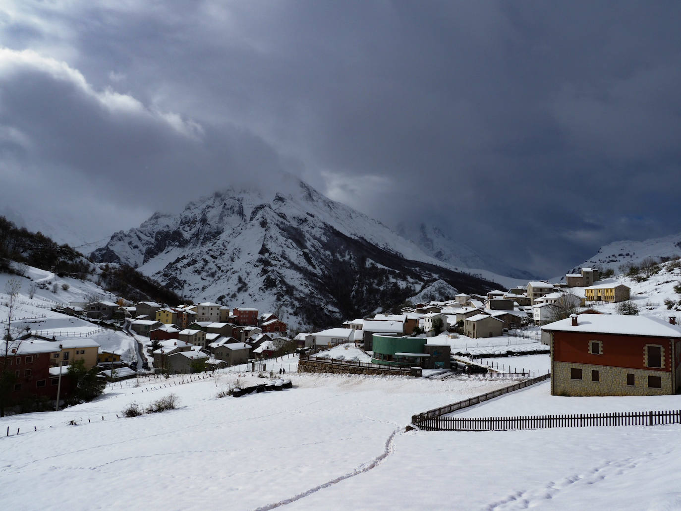 Los Picos de Europa, de blanco