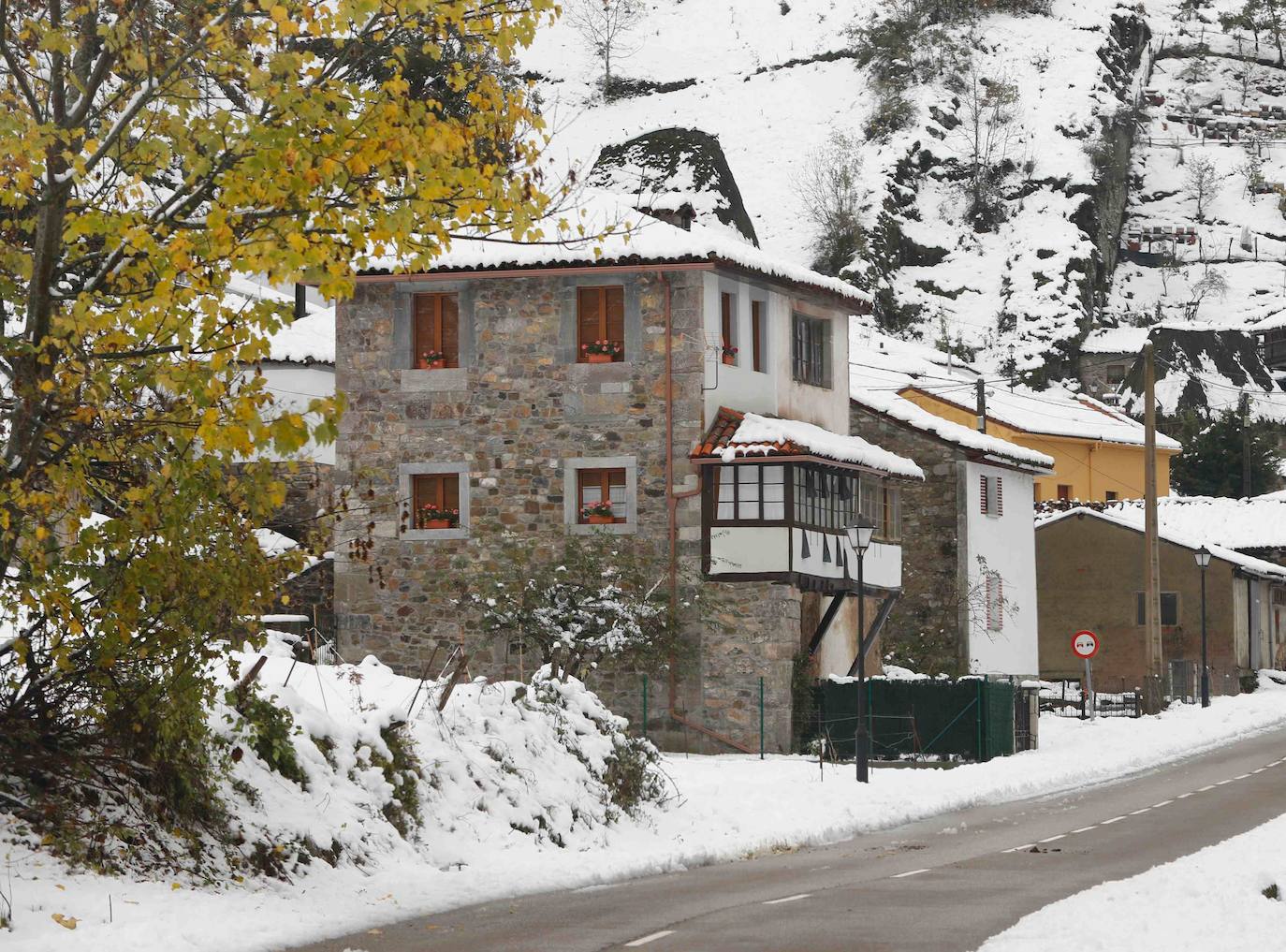 Las espectaculares imágenes que deja la nieve en Somiedo