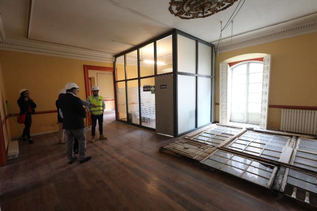 Los grupos de la oposición urgen el inicio de las negociaciones presupuestarias