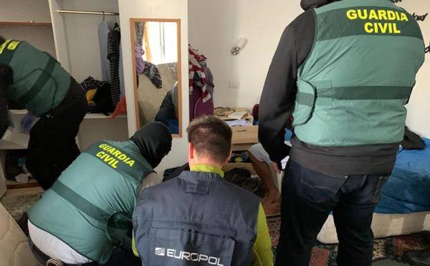 La Guardia Civil detiene en Tenerife a un presunto yihadista