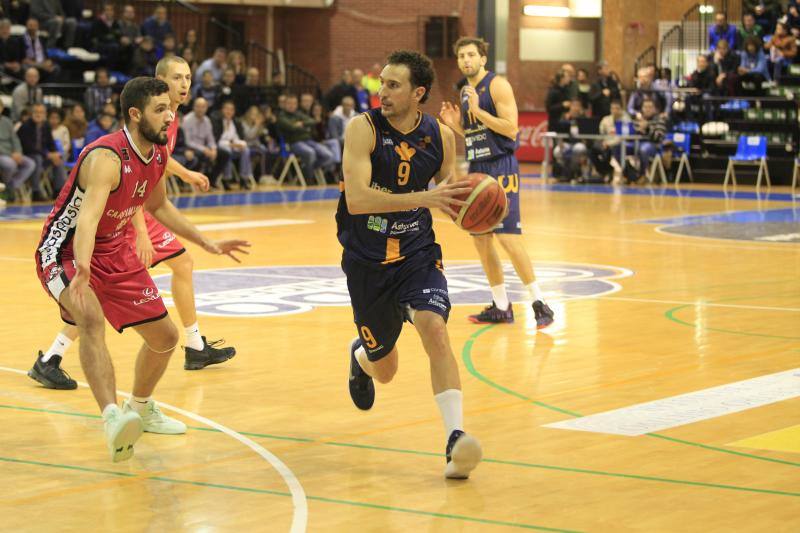 El Liberbank Oviedo muere en la orilla