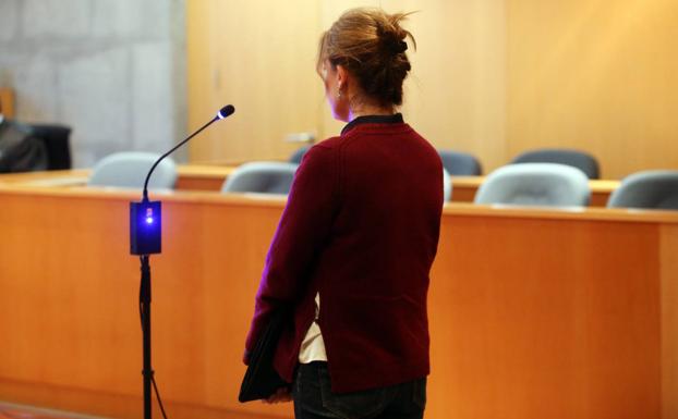 «Fue accidental», dice la acusada de ver el historial médico de compañera en el Valle del Nalón