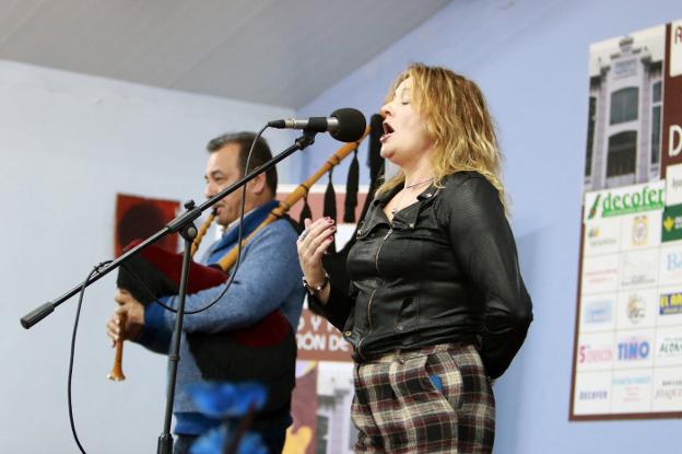 Las nuevas voces piden paso en el concurso de canción asturiana