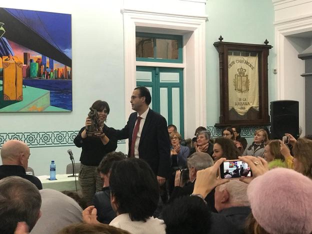 Ribadedeva reconoce a su campeona «inquebrantable»