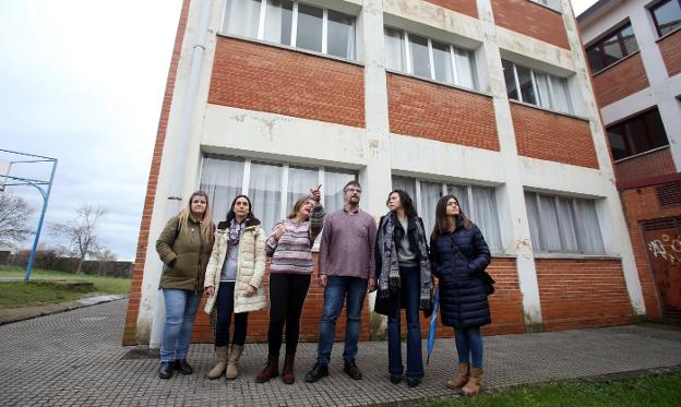 El IES Pérez de Ayala reclama su ampliación porque «no hay dónde meter a los alumnos»