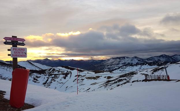 Convocada la primera reunión para abordar el futuro de Valgrande-Pajares