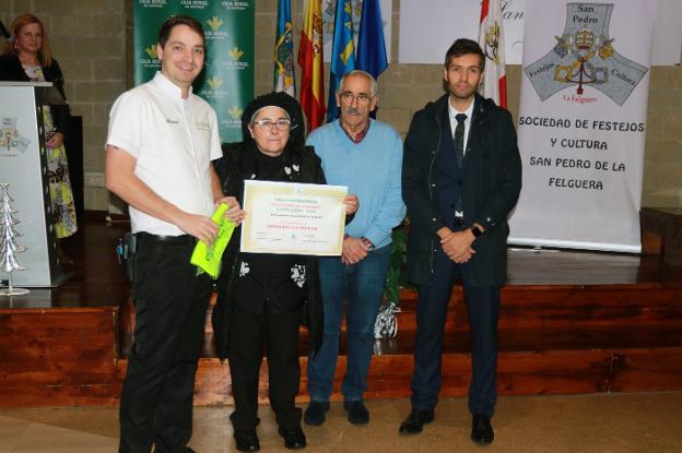 La sidrería La Pomar se impone en el concurso de fabada de La Felguera