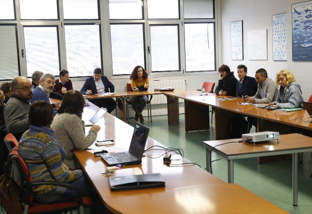 Los recortes en las cuotas pesqueras «estrangulan» a la flota asturiana