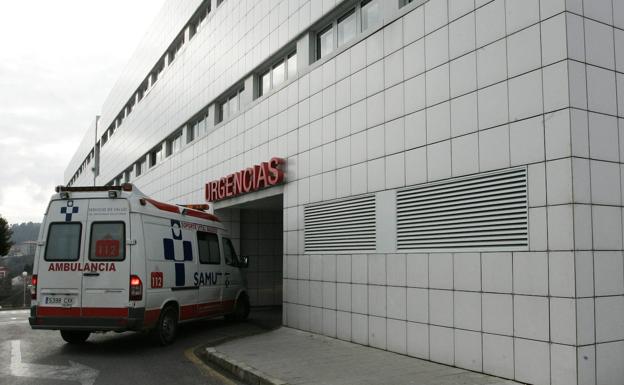 Detenido en el Hospital San Agustín, adonde llevó a su pareja tras agredirla