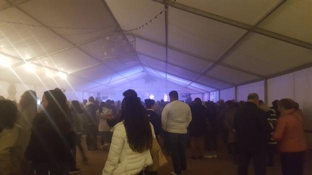 La Exposición se llena el fin de semana de magia y música