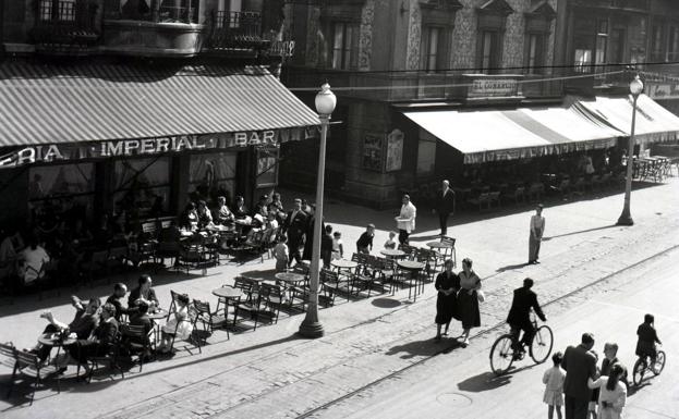 El Gijón de los años 50 en un 2020 de instantes mágicos