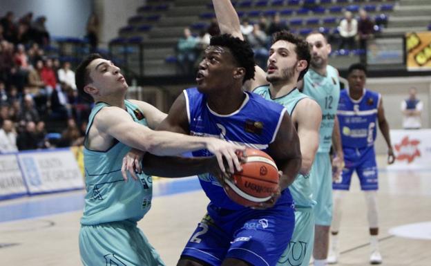 El Liberbank Oviedo despide el año con victoria