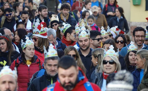 Los Reyes Magos llegan a cientos a Covadonga