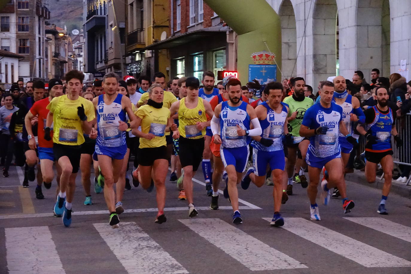 Diego Menéndez vuelve a ganar la San Silvestre de Infiesto