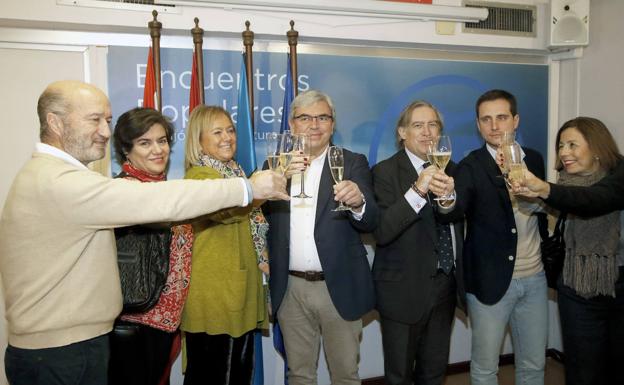 El PP de Gijón brinda por «la unidad» ante un 2020 «preocupante»