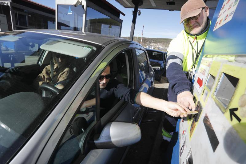 Subida del peaje del Huerna