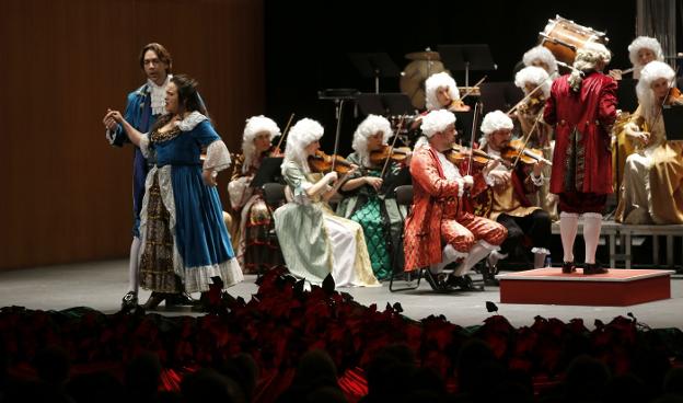 Brindis con postres de zarzuela y sidra