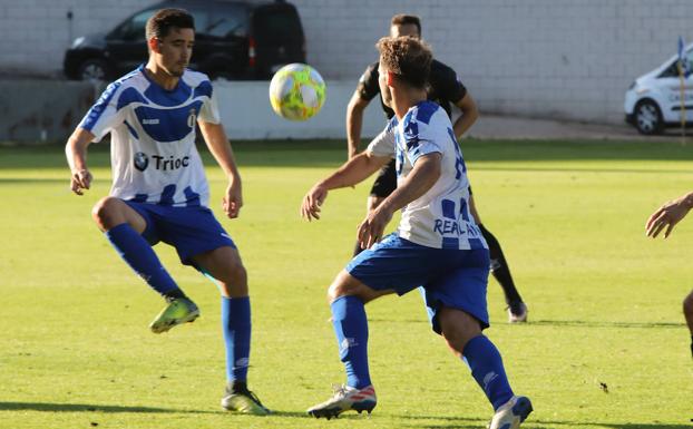 Duro golpe para el Real Avilés en Llanes (3 - 1)