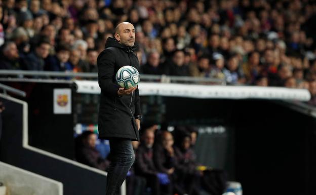 El Pitu amarga al Barça en su debut