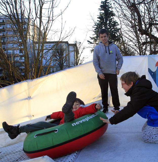 La Navidad en Oviedo culmina en «éxito rotundo» con más de 300.000 asistentes