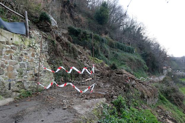 Obras para asegurar la zona del último argayo en Aller