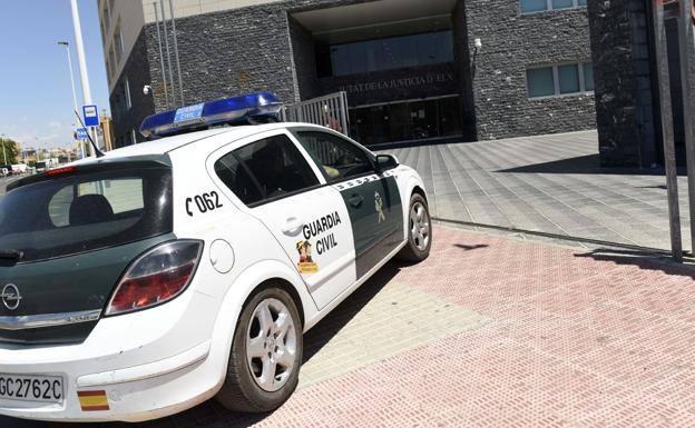 Incesto en Elche: detienen a un hombre por maltratar a su hija con la que se investiga si tuvo un bebé