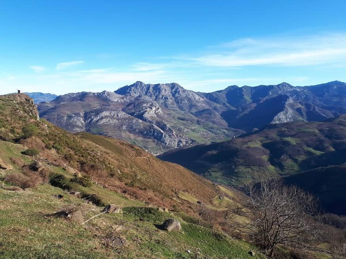 El paisaje restaurado de Coto Bello a golpe de pedal