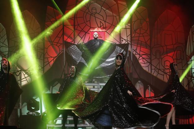 Eternos himnos del rock en el Jovellanos