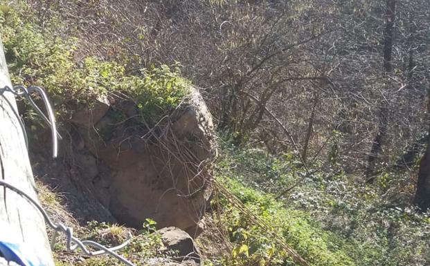 Comienzan las obras para retirar el argayu de San Juan de Beleño