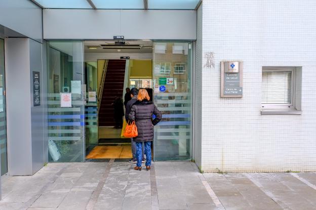 Veinte pacientes en una hora en los centros médicos asturianos