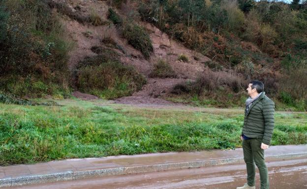 «Sigue cayendo material del argayu de La Griega», advierten desde Ciudadanos