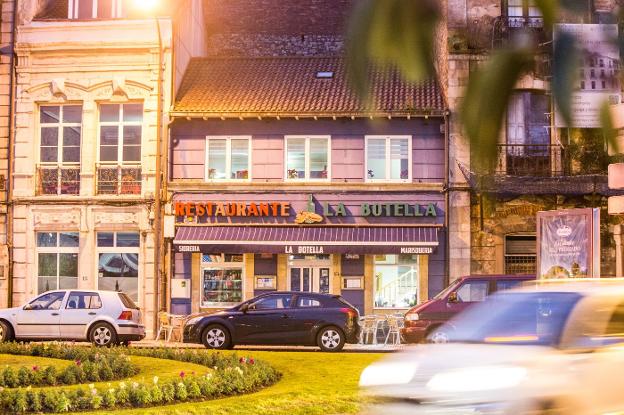 Detenido un hombre por un intento de robo en la sidrería La Botella