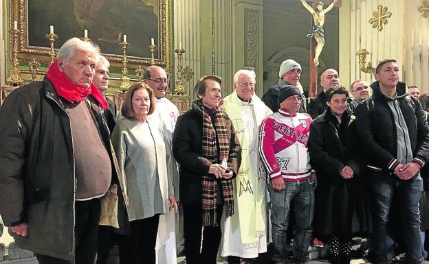 El padre Ángel crece en Roma