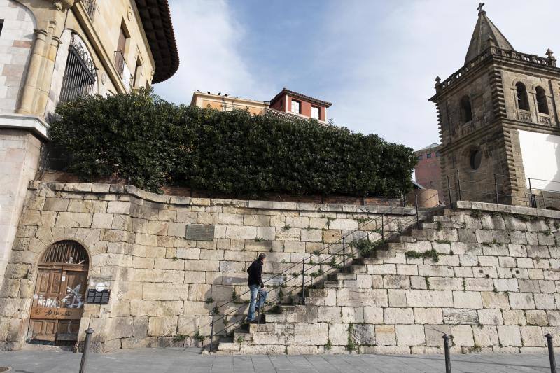 Visita municipal y de Cocemfe a la Casa Paquet
