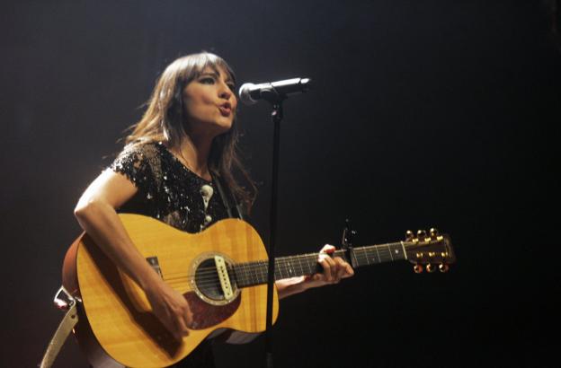 Amaral actuará en el Palacio Valdés nueve años después de su recital en el Niemeyer