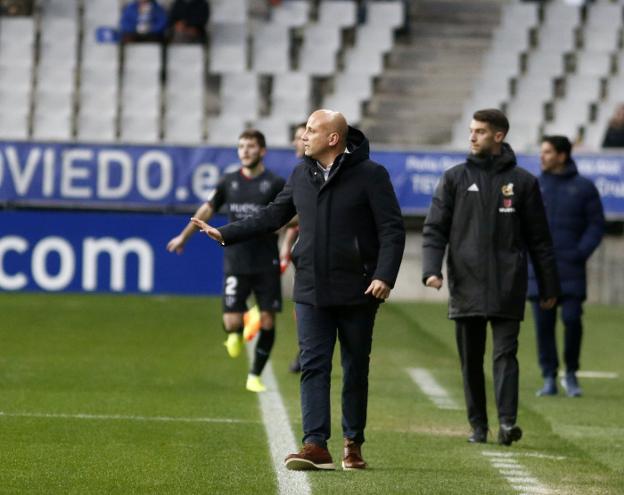 Real Oviedo | La coctelera de Rozada gana ingredientes