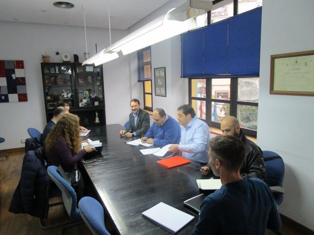 Hunosa y San Martín reanudan el proyecto para impulsar los terrenos de Santa Ana