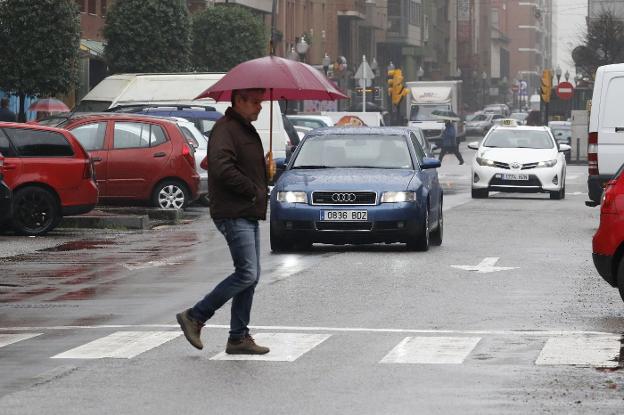 «Con tanto tráfico ahora tenemos que andar con mucho cuidado para cruzar»