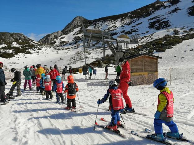 Villamanín ofrece terrenos para ampliar la estación de Valgrande-Pajares