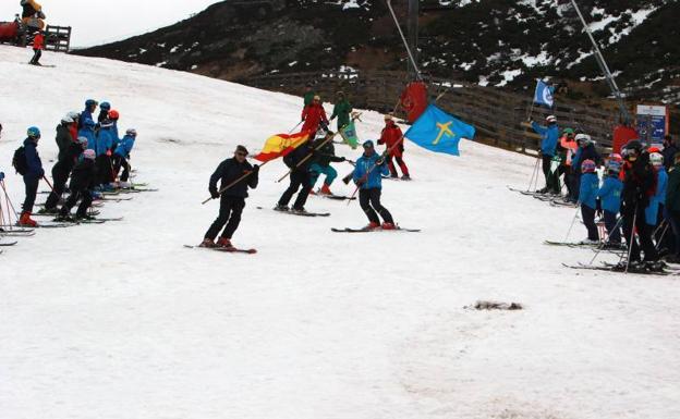 Las estaciones de esquí asturianas registran 4.312 usuarios durante el fin de semana