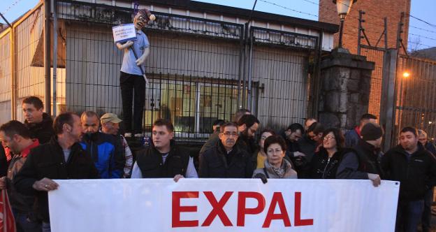 La totalidad de la plantilla de Expal secunda la huelga contra el cierre