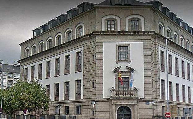 Rebajadas las condenas a un guardia y exguardia civil asturiano por injurias a juezas