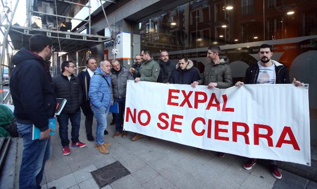 La plantilla de Expal pide «abrirse a nuevos mercados» para evitar el cierre