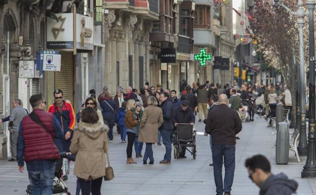 La calle Corrida, en Gijón, y Uría, en Oviedo, las más caras para comprar casa