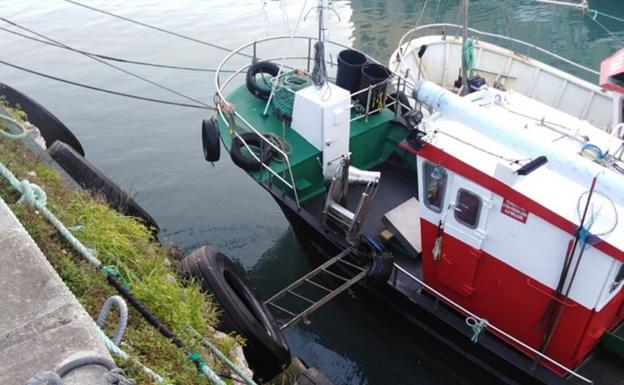 Los pescadores llaniscos piden puntos de amarre más seguros