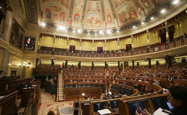 El PSOE dejará libres los escaños de los ministros menos políticos para que entren nuevas caras