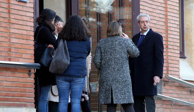 El Ayuntamiento de Oviedo «se paralizaría» sin el personal de Asac, «hacen tareas críticas»